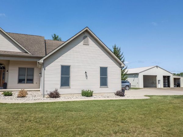 8580 Marr , Manitou Beach, MI 49253