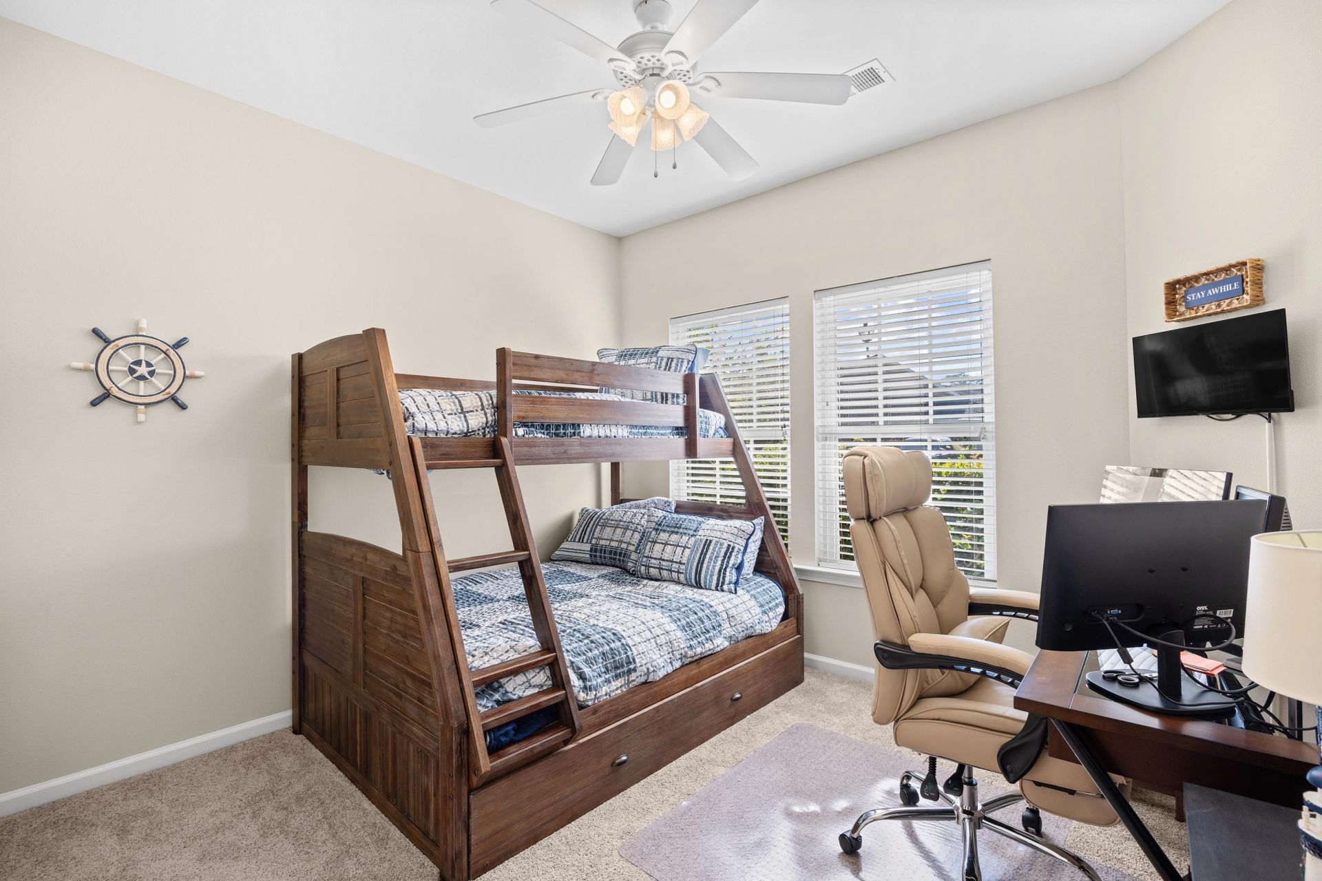 724 Pinehurst Ln.  Photo 18