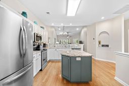 724 Pinehurst Ln.  photo 4
