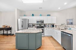 724 Pinehurst Ln.  photo 4