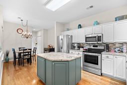 724 Pinehurst Ln.  photo 4