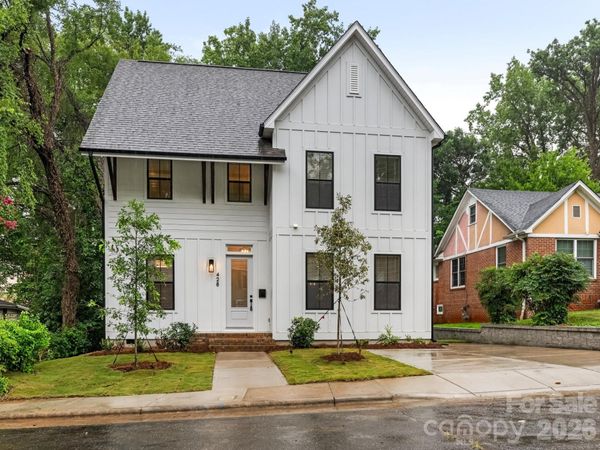 428 Woodvale Place , Charlotte, NC 28208