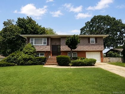 344 47th Street Lindenhurst, NY 11757