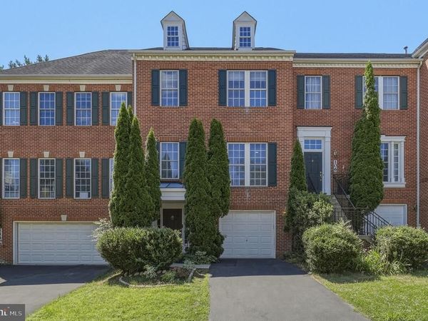 110 SUMMER WALK DRIVE , GAITHERSBURG, MD 20878