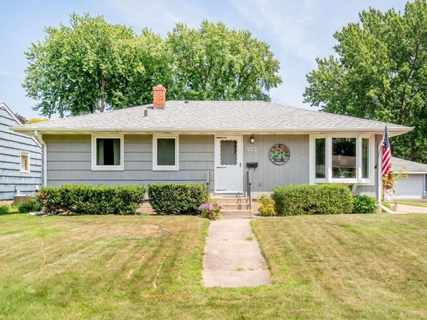 722 24th Avenue N, South Saint Paul, MN 55075