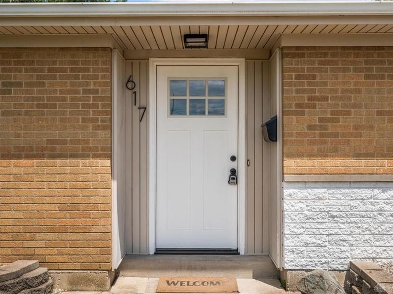 617 Bradfield Drive, Trotwood, OH 45426 Photo 5