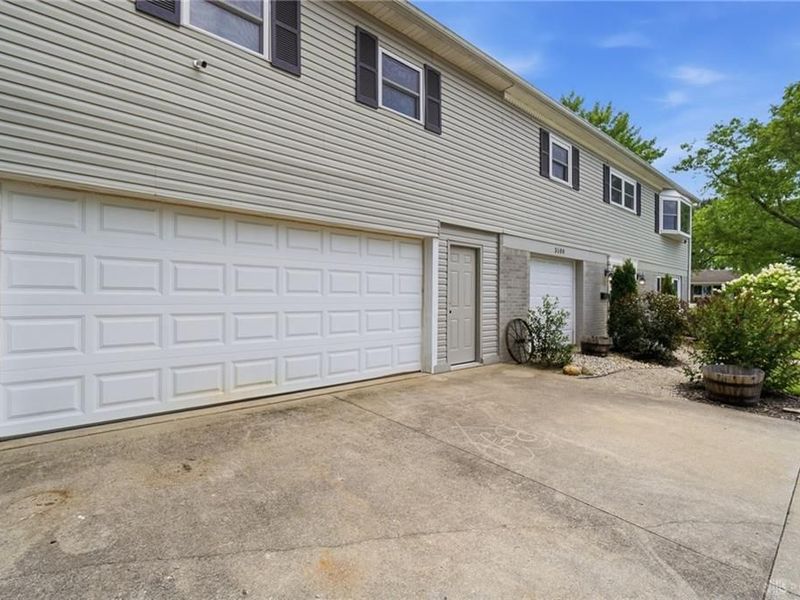 3100 E Cunnington Lane, Kettering, OH 45420 Photo 3