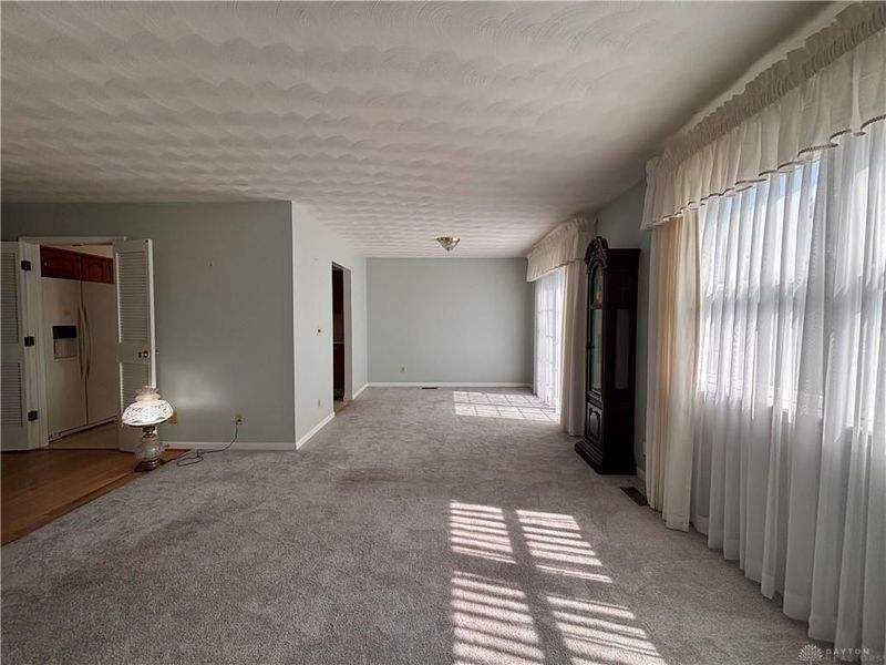 1020 S Elm Street, West Carrollton, OH 45449 Photo 13