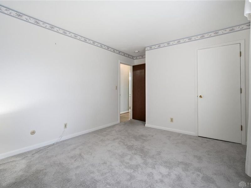 1020 S Elm Street, West Carrollton, OH 45449 Photo 24