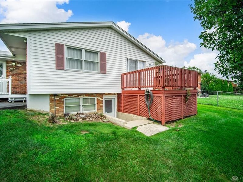 1020 S Elm Street, West Carrollton, OH 45449 Photo 8