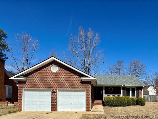 204 Fair Oaks Drive, Fayetteville, NC 28311