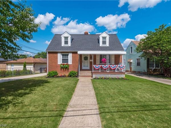 6358 Allanwood Drive , Parma, OH 44129