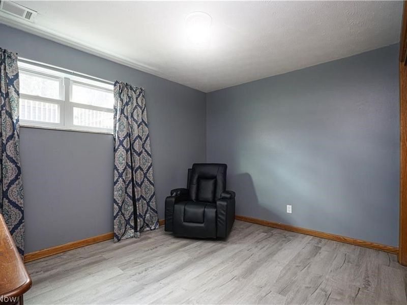 906 Westview Drive, Belpre, OH 45714 Photo 14