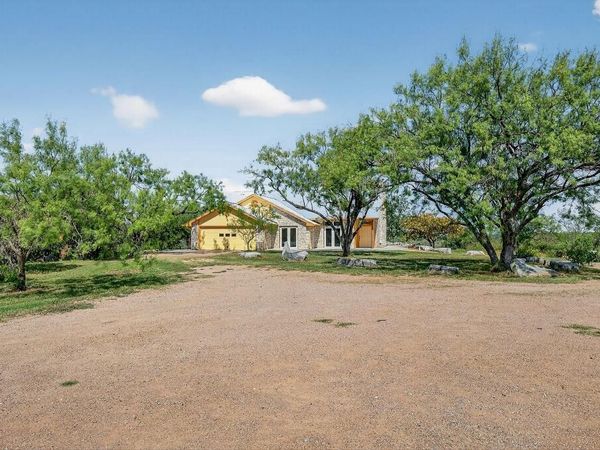 95 Gateway North N, Marble Falls, TX 78654