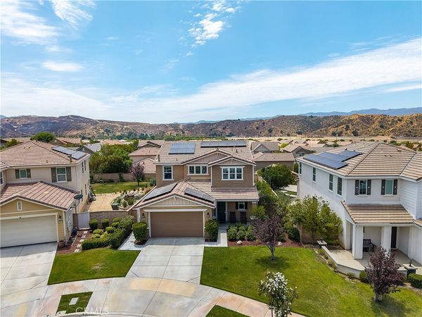 22604 Dragonfly Court, Saugus, CA 91350
