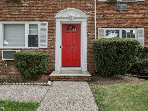 1279 Valley Rd, Wayne, NJ 07470