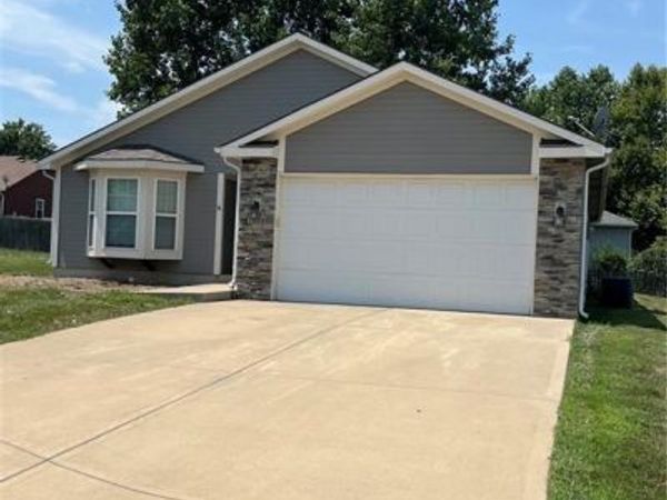 1808 N Keenan Street, Independence, MO 64058