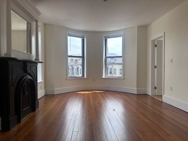 92 White St, Unit 3, Boston, MA 02128