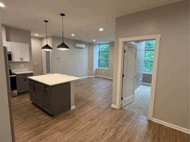 214 Kinne Street , Unit 202, East Syracuse, NY 13204