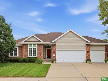 7111 S 167th Circle, Omaha, NE 68136