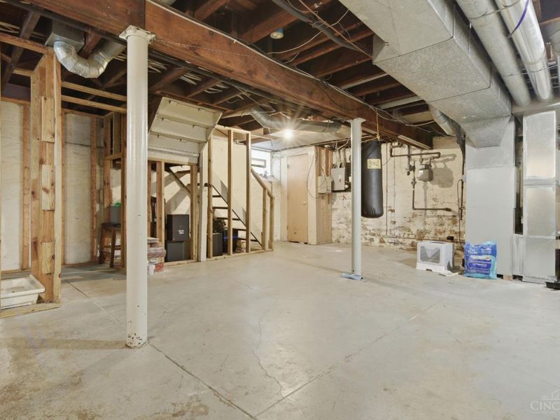 3070 Wardall Avenue, Cincinnati, OH 45211 Photo 30