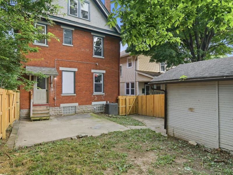 3070 Wardall Avenue, Cincinnati, OH 45211 Photo 35