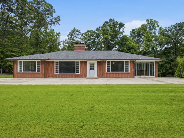 140 Magna Vista Drive, Harriman, TN 37748