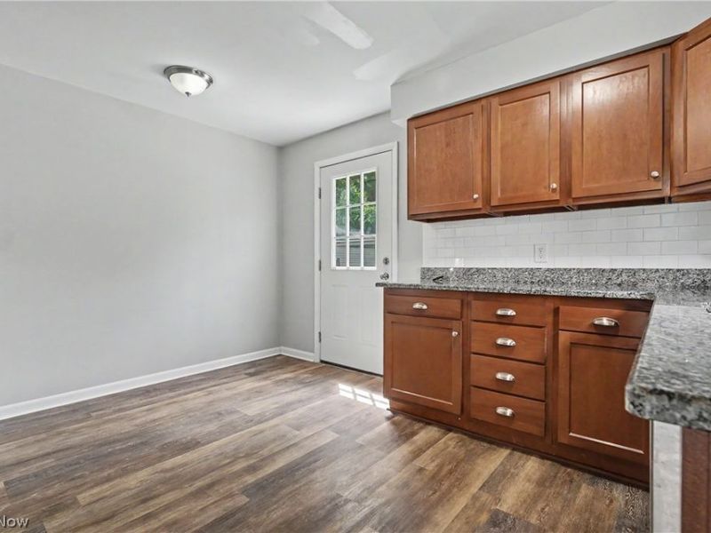 13512 Woodward Boulevard, Garfield Heights, OH 44125 Photo 11