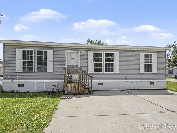 357 S Hardwick Drive SW, Grand Rapids, MI 49548