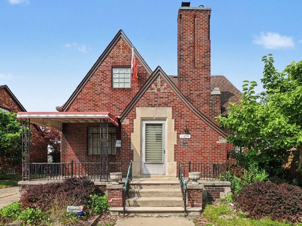 11651 Gallagher Street, Hamtramck, MI 48212