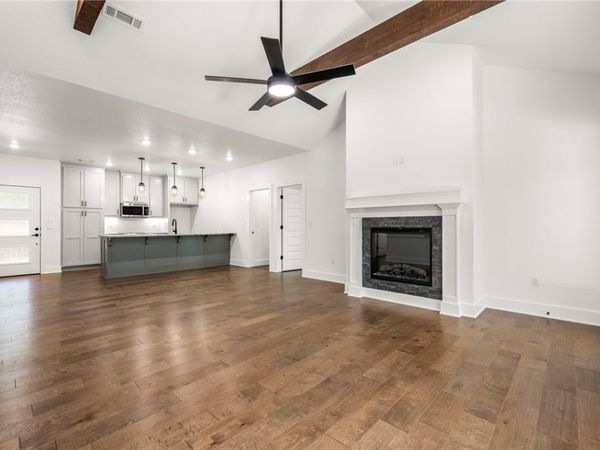 18 Melling Lane, Bella Vista, AR 72715