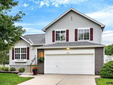 8226 N 154th Avenue, Bennington, NE 68007