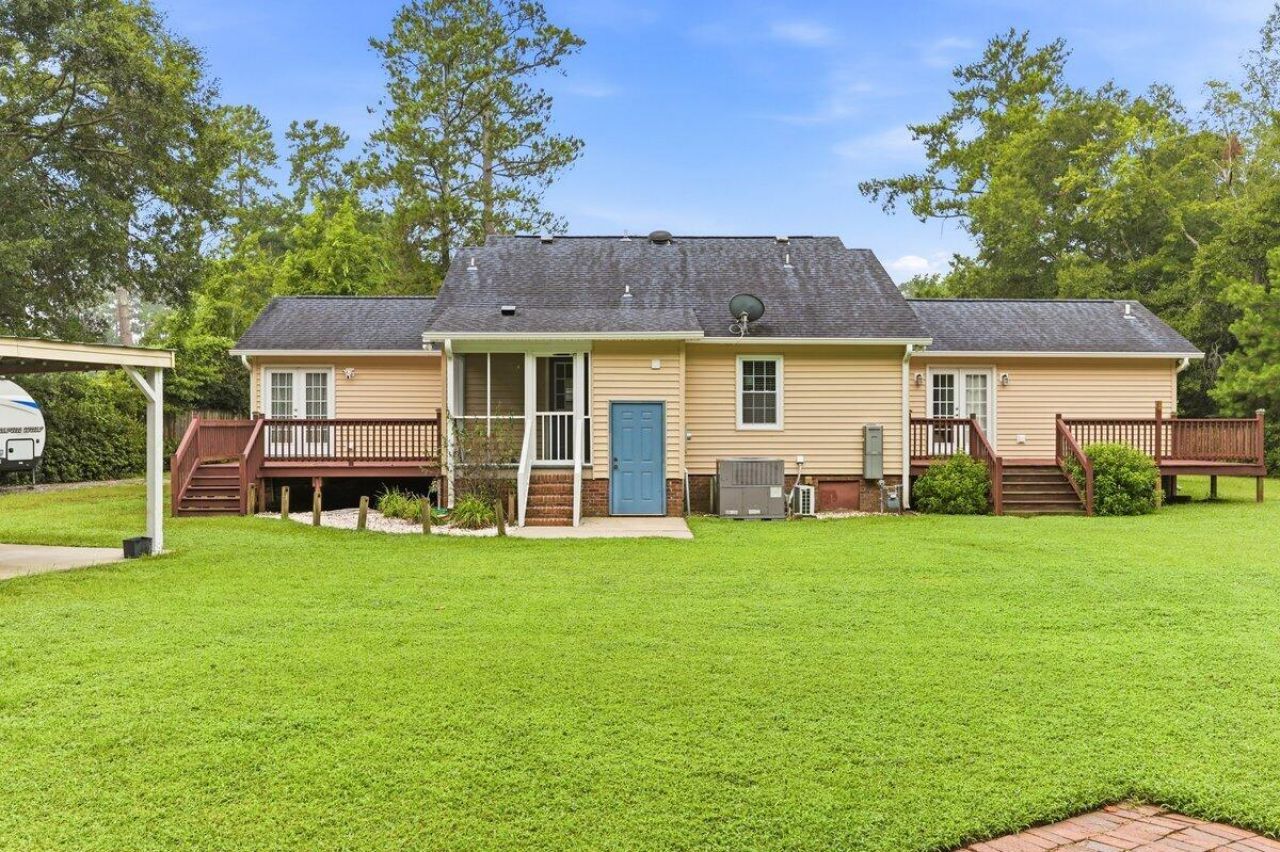 210 Carolina Avenue Photo 24