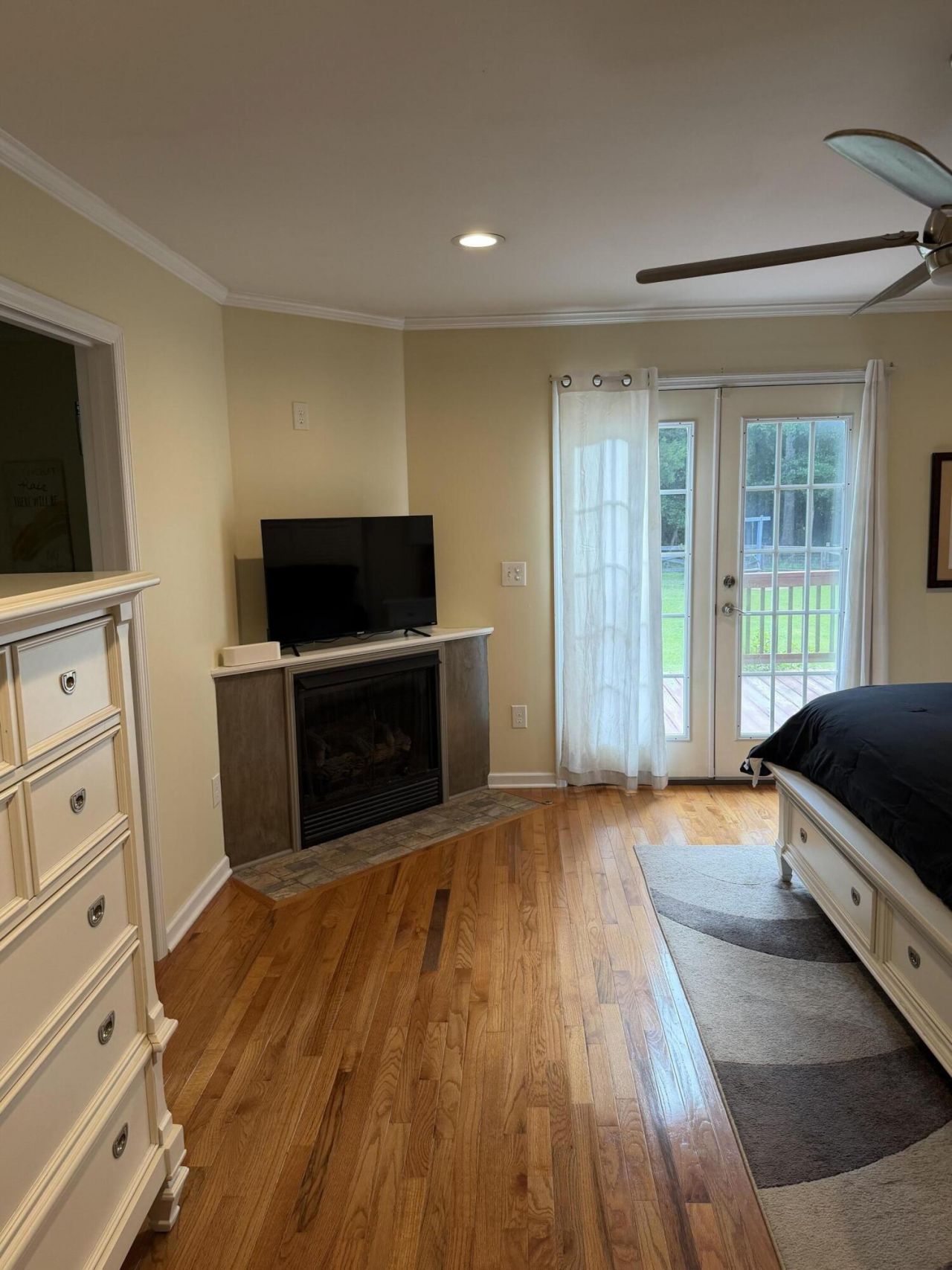 210 Carolina Avenue Photo 9