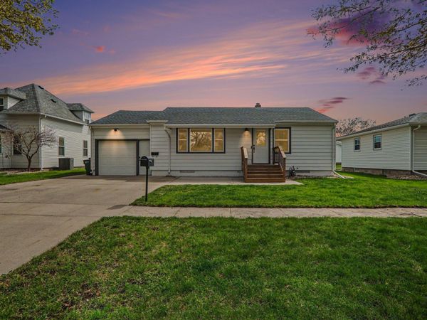808 N Oakley Street, Luverne, MN 56156