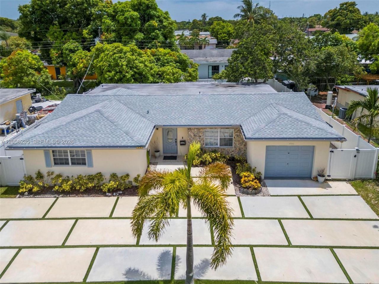 4930 NW 17th St, Lauderhill, FL 33313 Photo