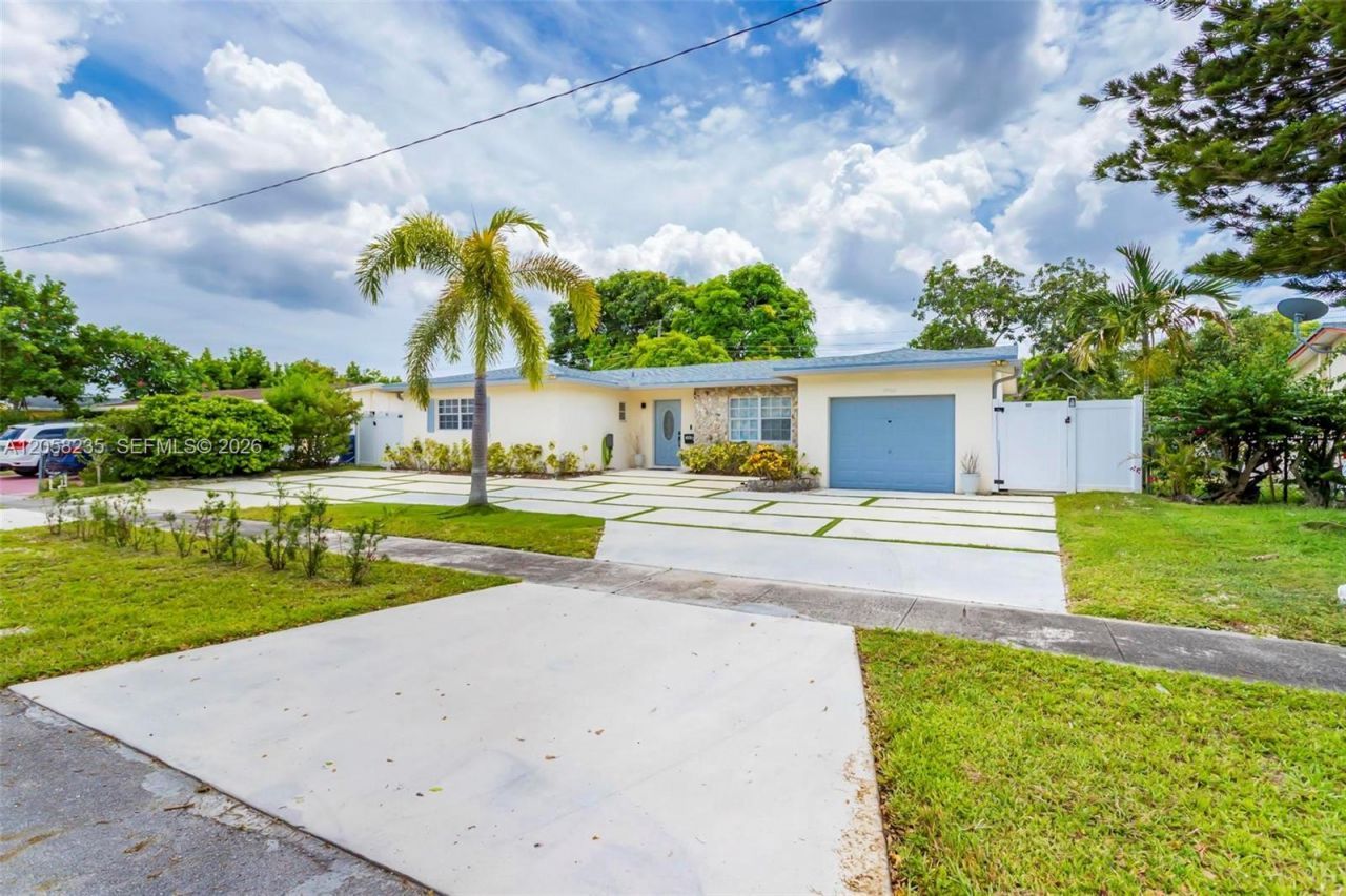 4930 NW 17th St, Lauderhill, FL 33313 Photo
