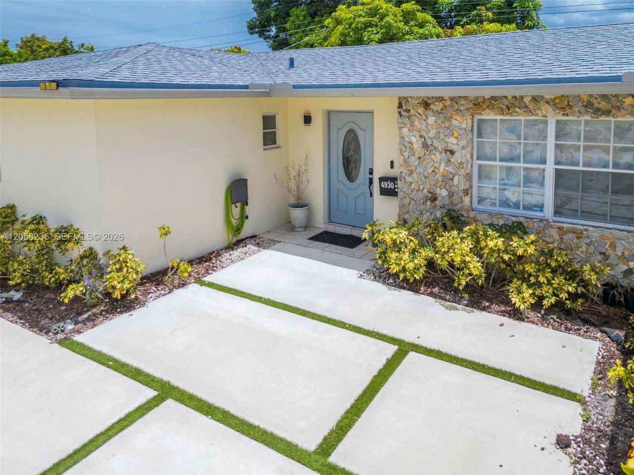 4930 NW 17th St, Lauderhill, FL 33313 Photo
