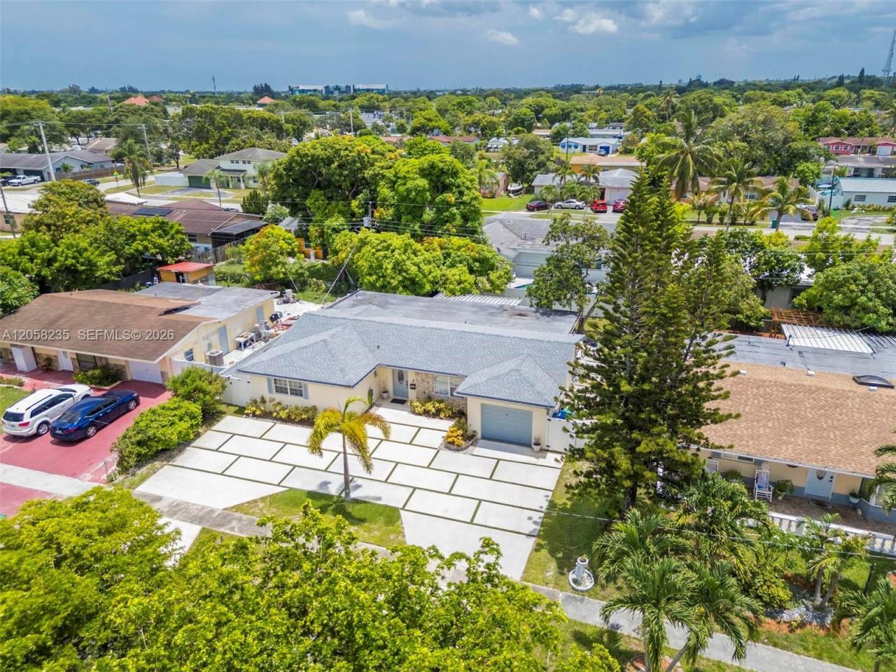 4930 NW 17th St, Lauderhill, FL 33313 Photo
