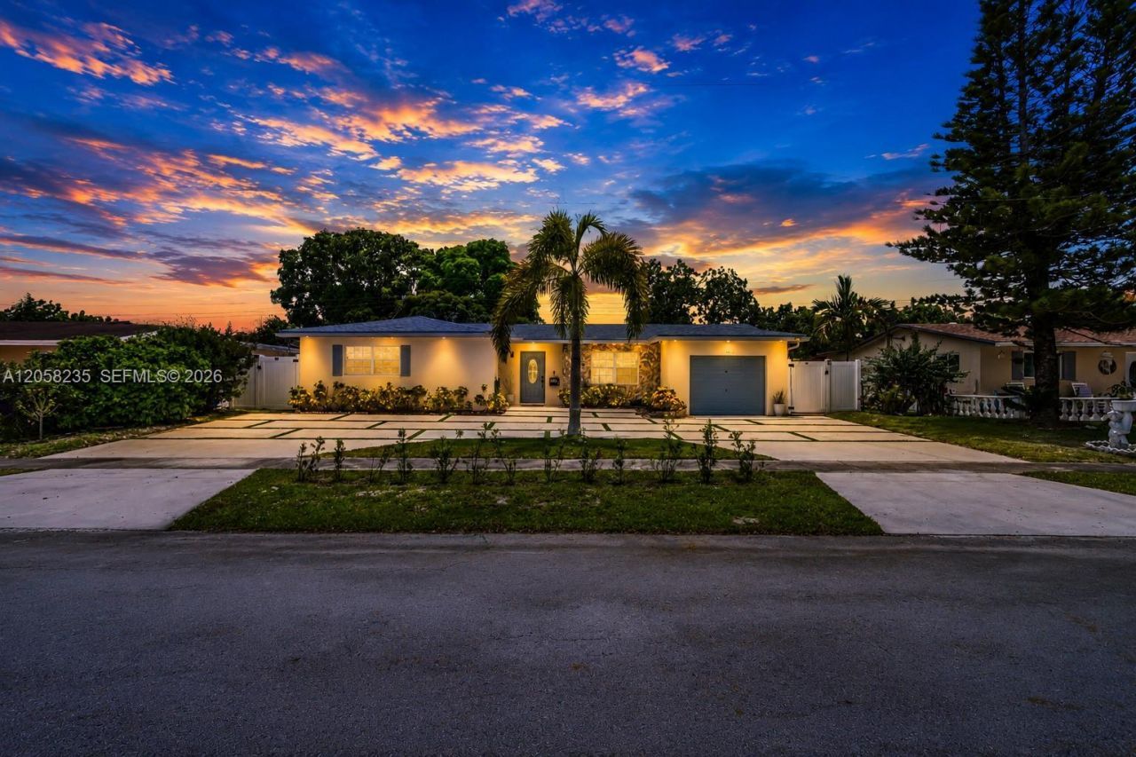 4930 NW 17th St, Lauderhill, FL 33313 Photo