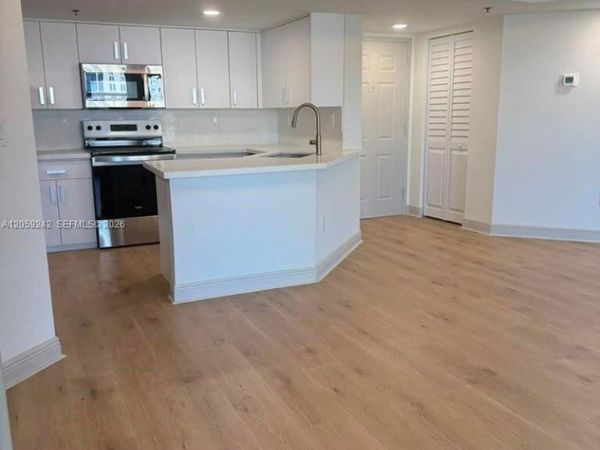 2351 Douglas Rd , Unit 1204, Miami, FL 33145