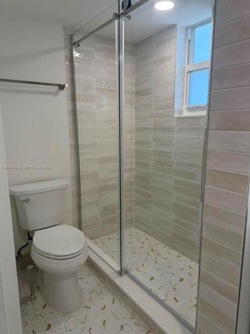 2351 Douglas Rd , Unit 1204, Miami, FL 33145 Photo