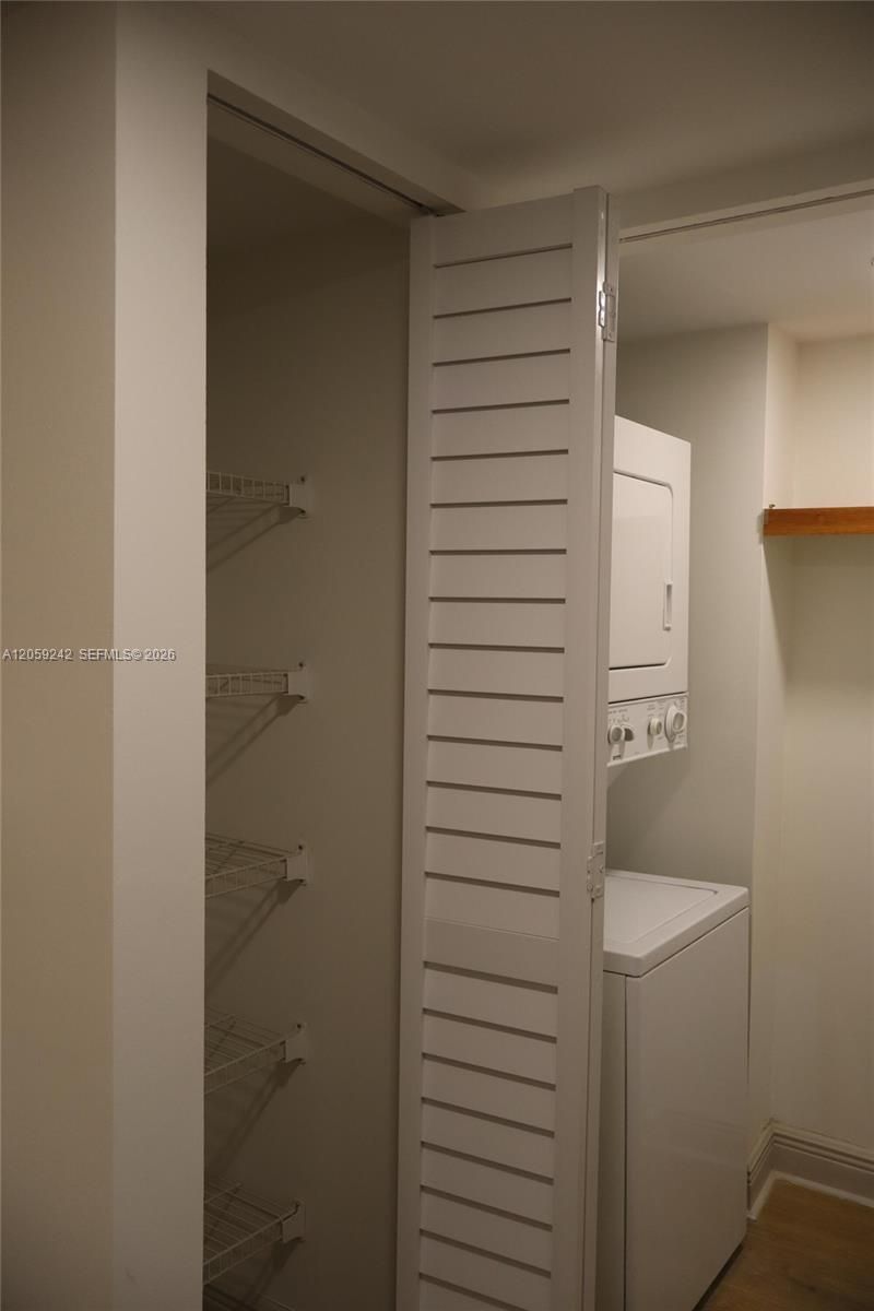 2351 Douglas Rd , Unit 1204, Miami, FL 33145 Photo