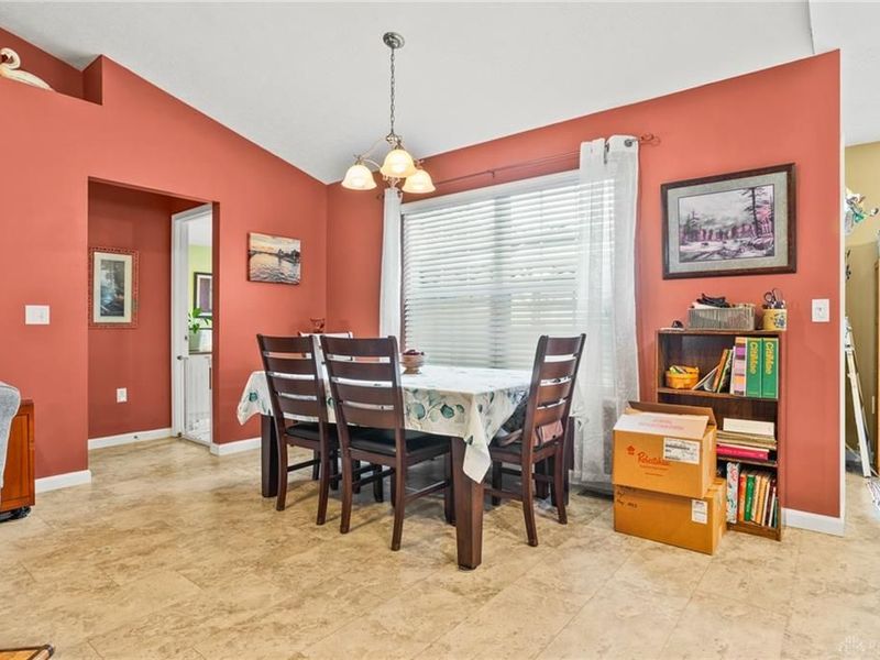 2490 Meadowpoint Drive, Troy, OH 45373 Photo 20