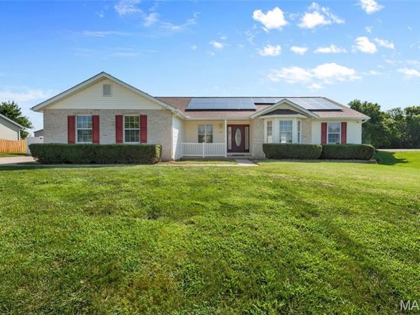 100 Willow Ridge , Valmeyer, IL 62295
