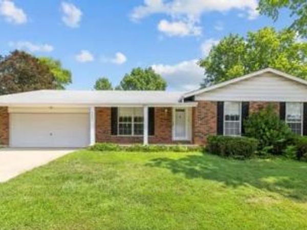 14802 Verdun Estates Drive, Florissant, MO 63034