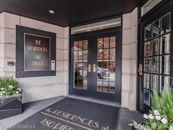 180 PIERCE ST UNIT 4 , Birmingham, MI 48009