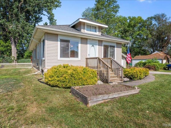 34868 W Jefferson Avenue, Brownstown Township, Mi 48173
