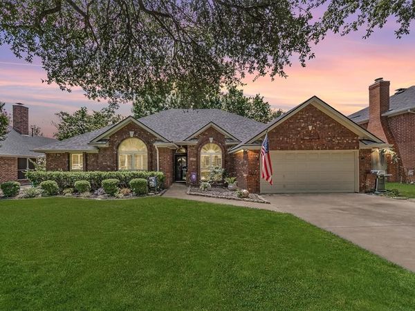 3317 Clearfield Drive, Grapevine, TX 76051