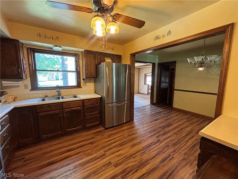 641 Matawan Drive, Campbell, OH 44405 Photo 7